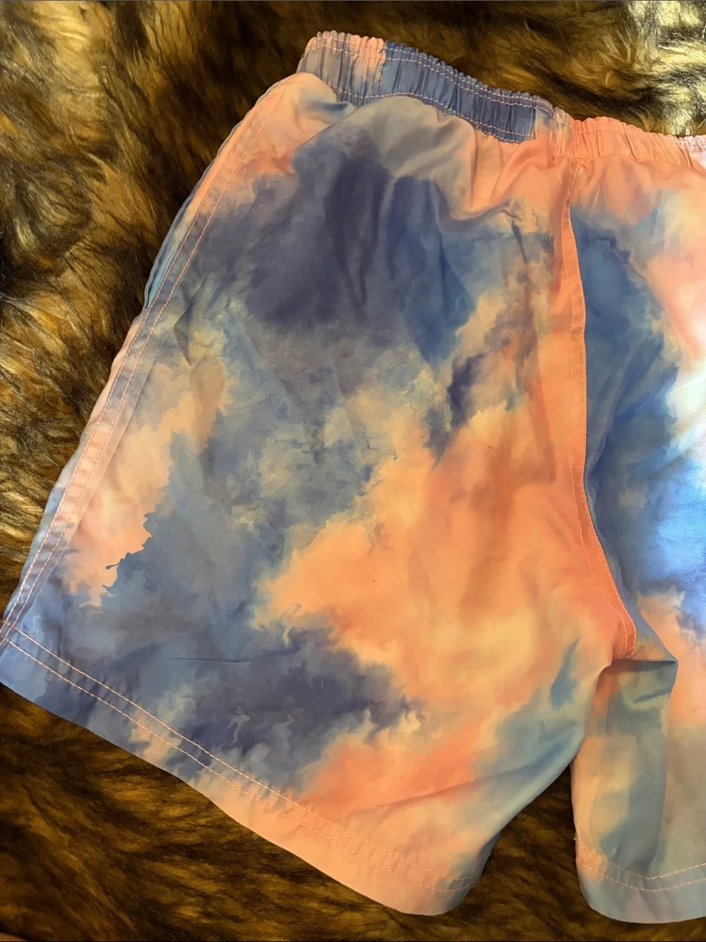 Chemistry Skeleton Surfer Tie-Dyed Men’s Mesh Lined Swim Trunks Size S